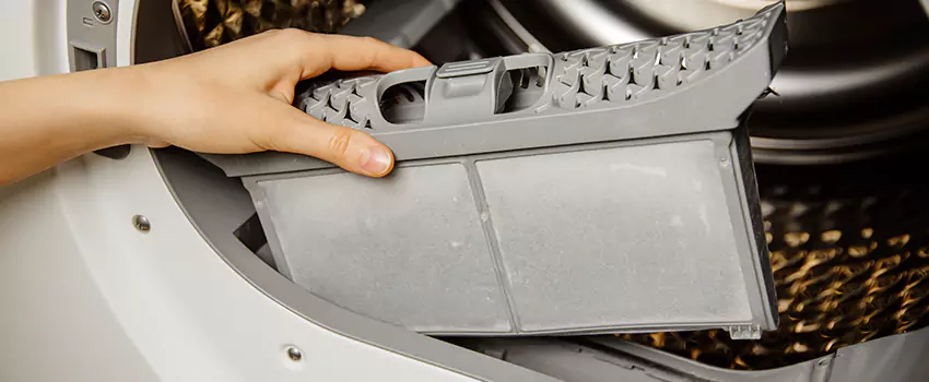 Signs Of A Clogged Dryer Lint Trap in Centereach, New York